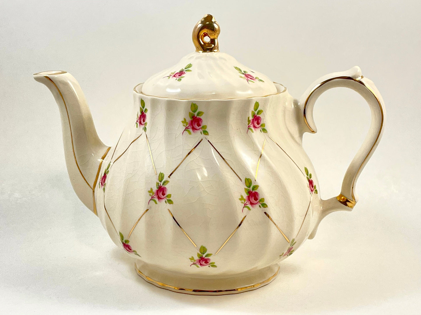 James Sadler 2790 Rosebud Teapot Creamer Sugar Set, Vintage 1940s Tea Set, Made in England