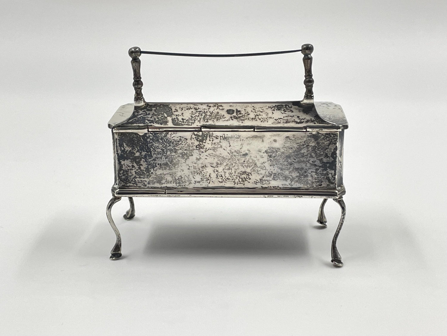 Edwardian Sterling Silver Trinket Jewelry Box, Engraved Empire Day May 24, 1914, Hallmarked Birmingham England 1913, 164 grams