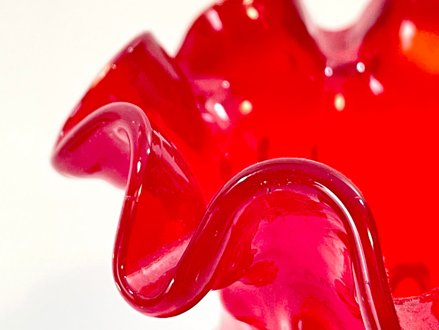 Empoli Red Hobnail Ruffled Rim Vase 6”, Toscany Zena Early American Collection