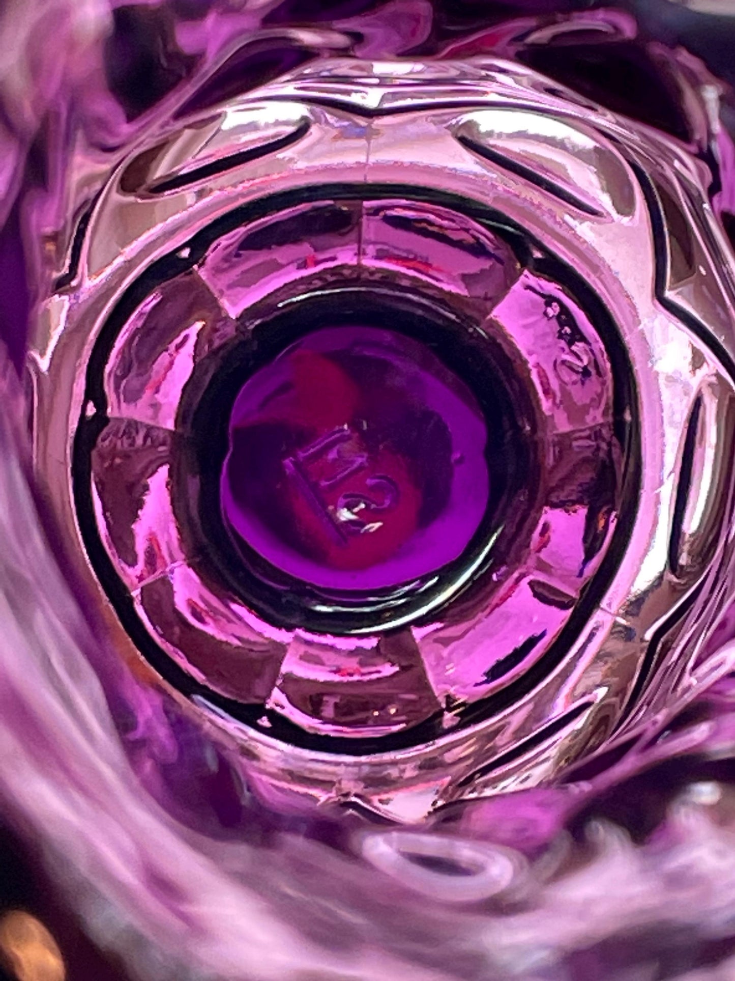Viking Amethyst Diamond Thumbprint Vase, SM Sandwich Glass Museum