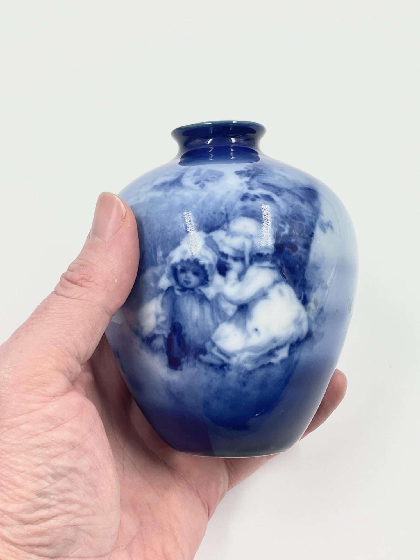 Blue Transferware Vase, Babes in the Woods, Unmarked