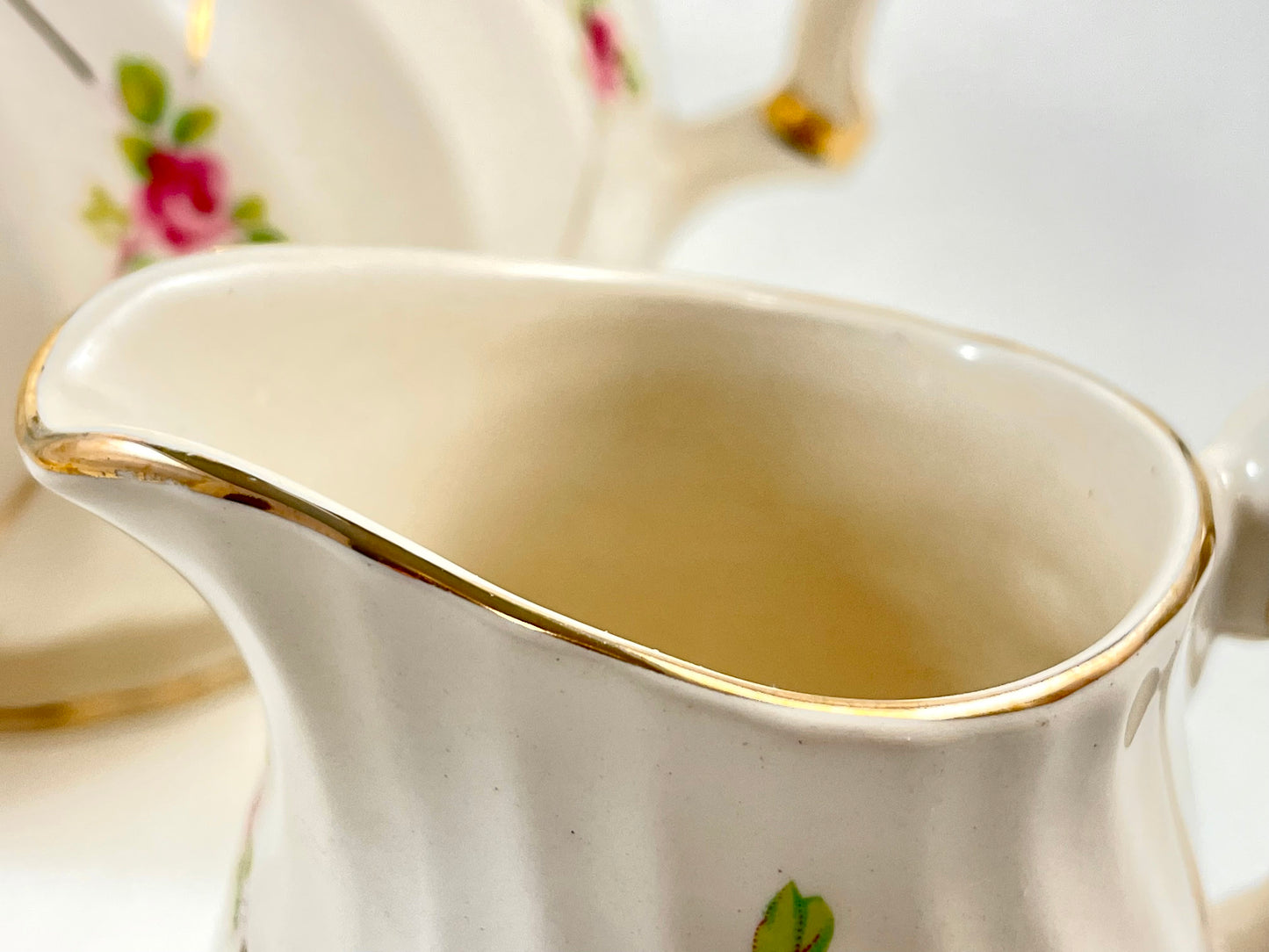 James Sadler 2790 Rosebud Teapot Creamer Sugar Set, Vintage 1940s Tea Set, Made in England