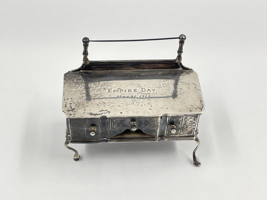 Edwardian Sterling Silver Trinket Jewelry Box, Engraved Empire Day May 24, 1914, Hallmarked Birmingham England 1913, 164 grams